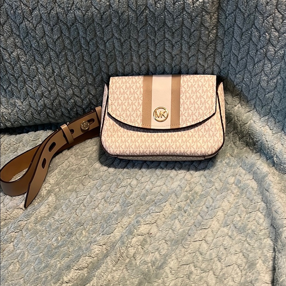 Michael Kors Cream and Tan Women's Bag